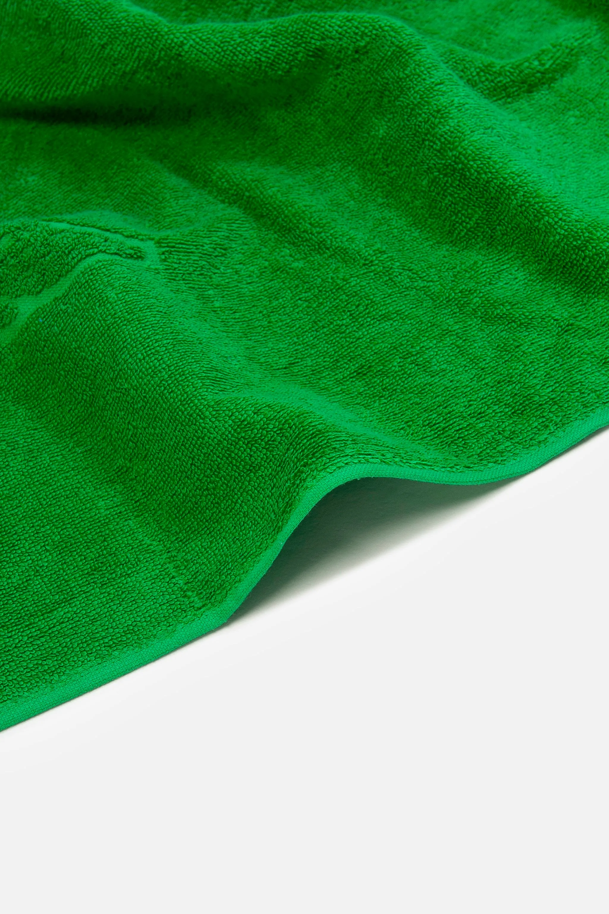 Wasabi | Mini Monochrome Beach Towel