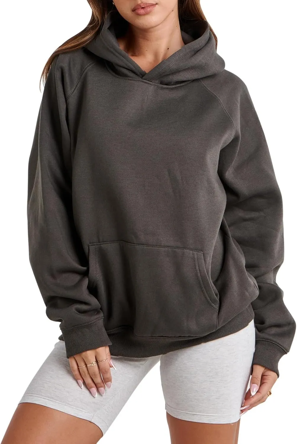 Womens Oversized Sweatshirts Trendy Solid Color Pullover Hoodies Fleece Long Sleeve Shirts With Pockets